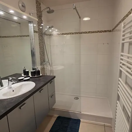 Panoramic View And Terrace In Apartamento